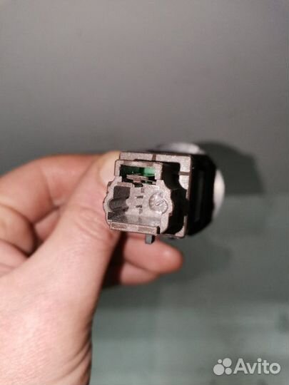 Выключатель подушки безопасности Renault Fluence 1