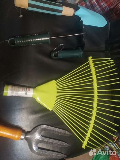 Грабли садовые итд