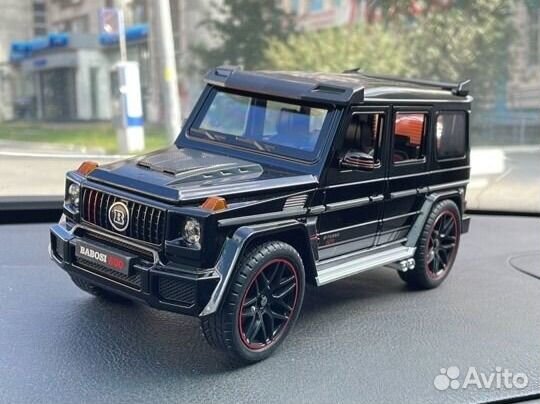 Металлическая модель Мерседес Гелентваген 1:18