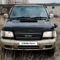 Isuzu Bighorn 3.0 AT, 2000, 300 000 км, с пробегом, цена 699 000 руб.