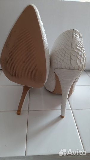 Туфли белые