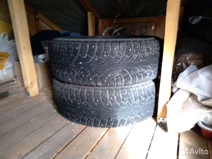 Nokian Tyres Hakkapeliitta 5 215/60 R17