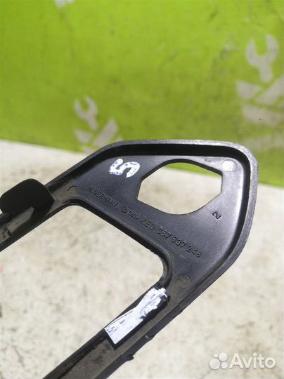 Накладка ручки внутренней Фольксваген Пассат Б3