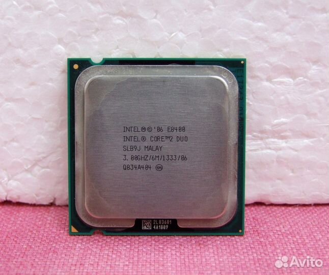 Процессор Intel Core 2 Duo E8400 3Ghz LGA775