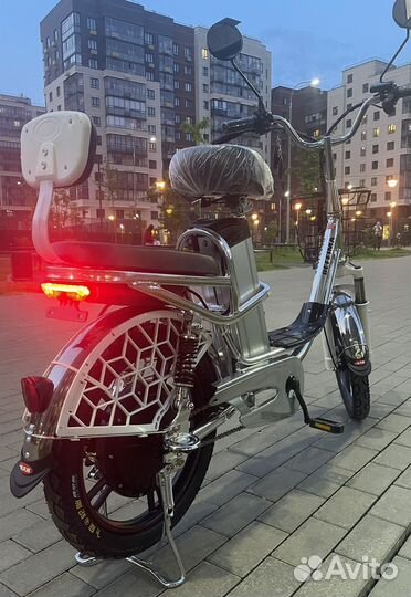 Электровелосипед 500W60V15AH