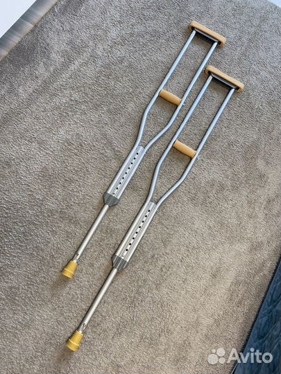 Костыли подмышечные