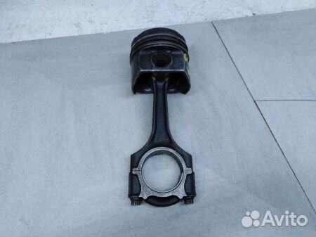 Поршень с шатуном Мерседес