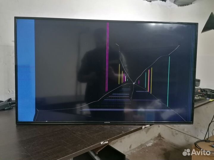 Телевизор Samsung UE43T5202AU на запчасти