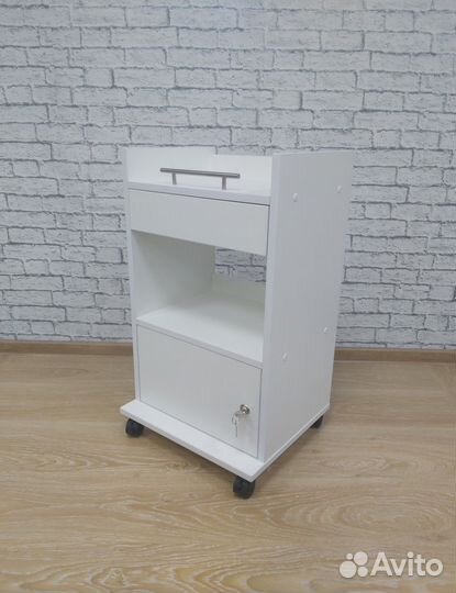 Тележка косметологическая с ящиками
