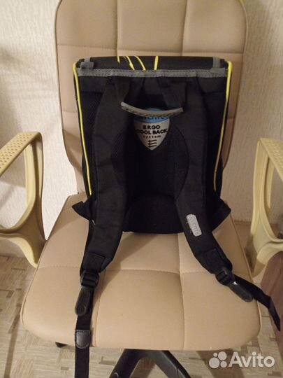 Школьный рюкзак