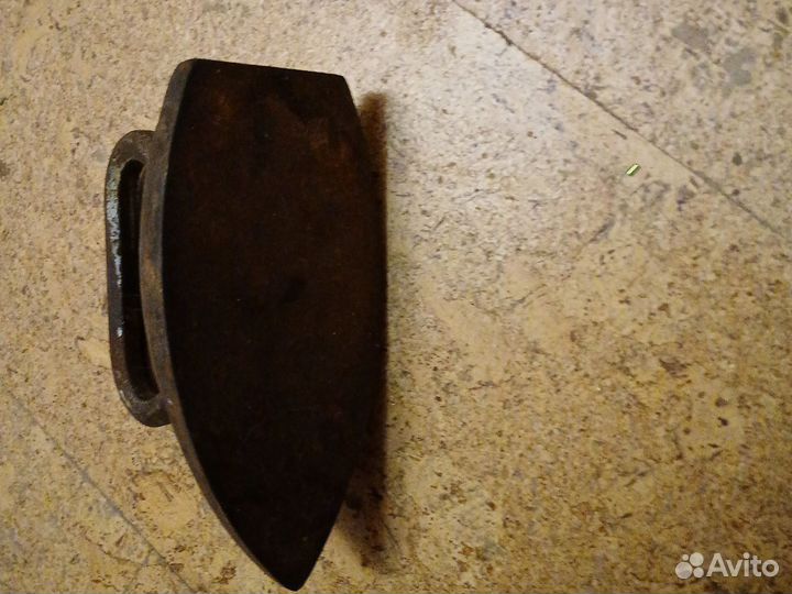 Старый утюг номер 4