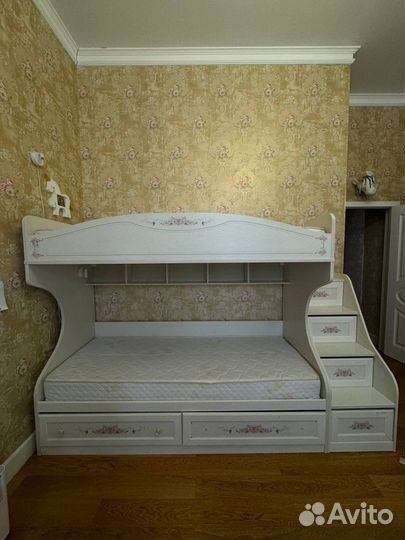 Кровать двухьярусная детская hoff с матрасами