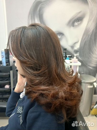 Стилист Модельных стрижек и сложных окрашиваний