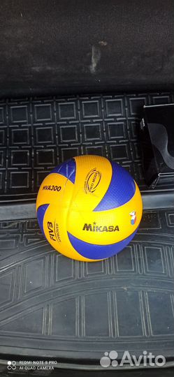 Мячь волейбольный