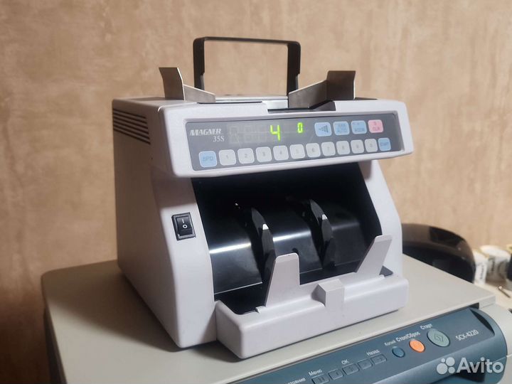 Счётчик банкнот magner 35S