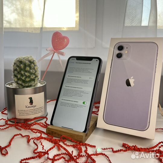 iPhone 11, 64 ГБ