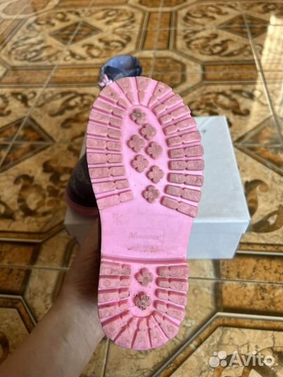 Резиновые сапоги для девочки