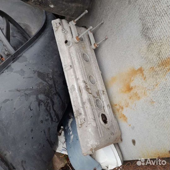 Крышка клапанов змз 406