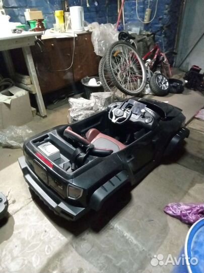 Детский электромобиль джип