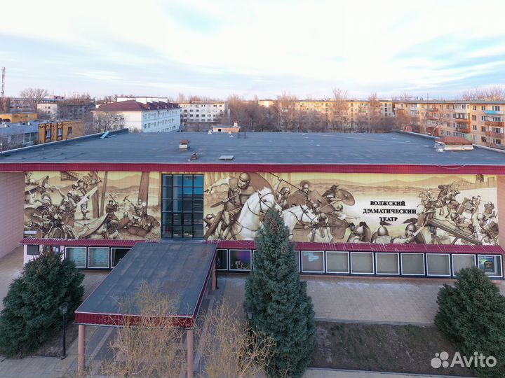 Роспись стен, фасадов, граффити