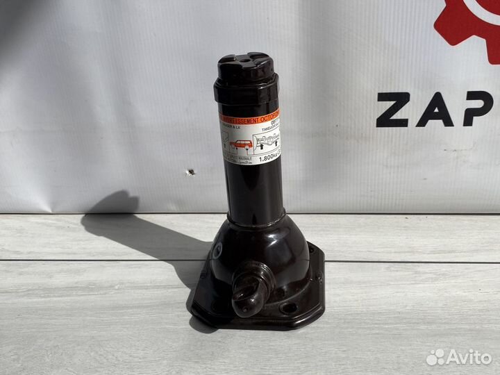 Lexus Lx570 Домкрат