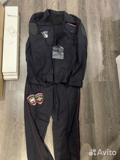 Продам форму полицейского