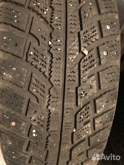 Bridgestone B60 215/70 R16