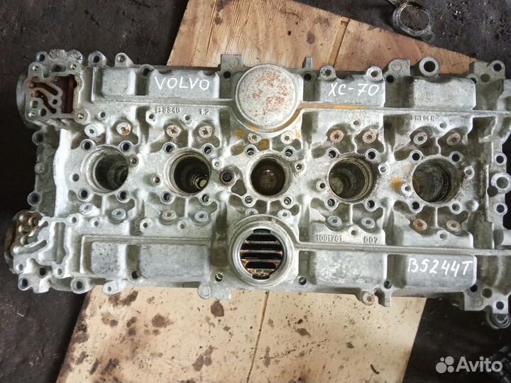 Головка блока цилиндров Volvo 2,4T