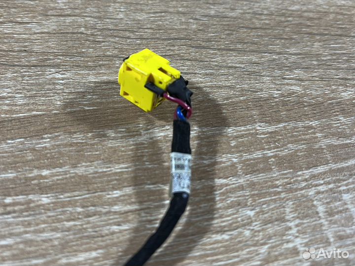 Разьем питания Lenovo X100e