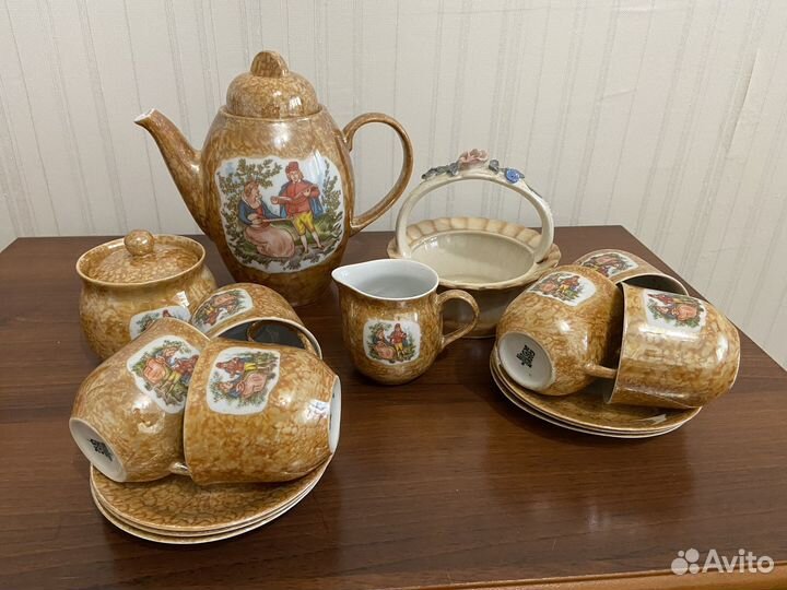 Фарфоровый чайный сервиз Польша 16 предметов