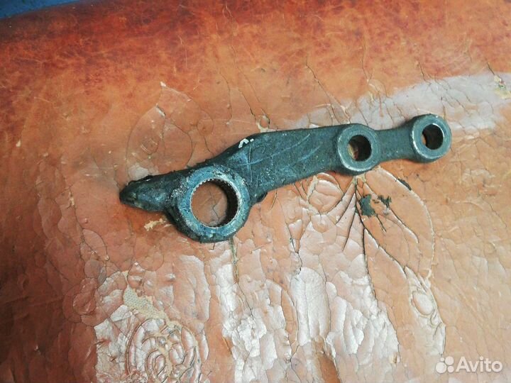 Рычаг рулевой трапеции Нива Шевроле