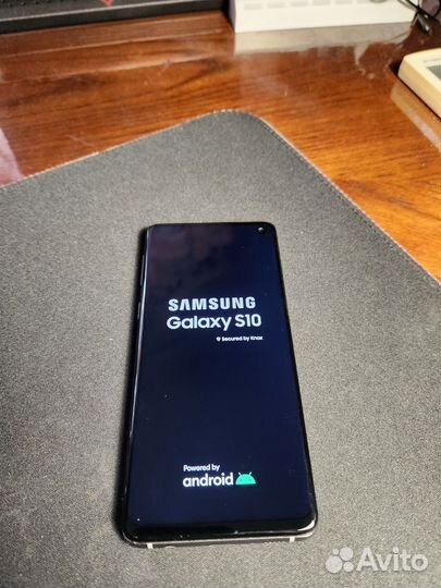 Samsung Galaxy S10, 8/128 ГБ