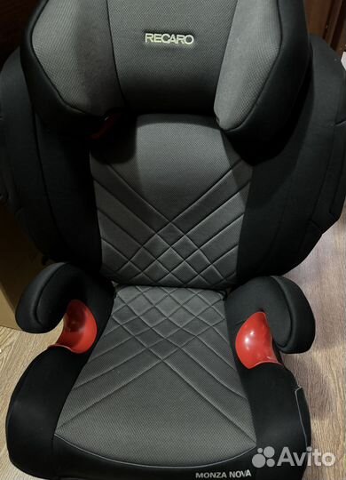 Recaro Monza Nova 2 SeatFix, Carbon Black