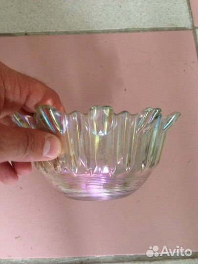 Салатница фигурная из цветного стекла (обмен)