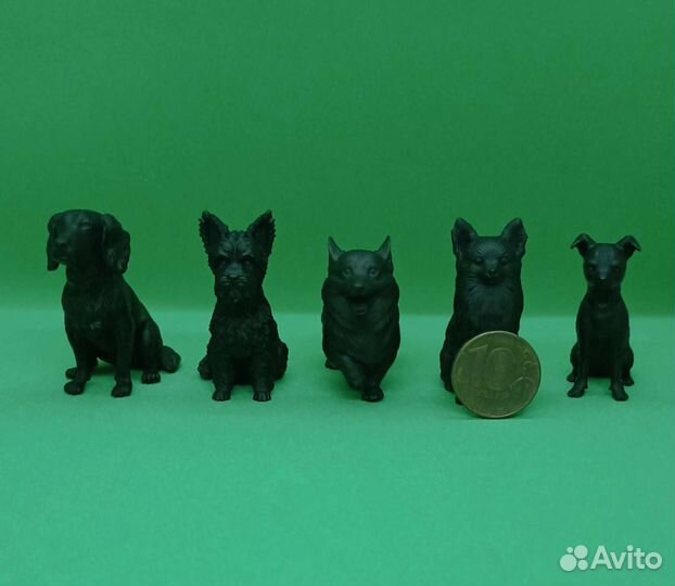 Фигурки собак