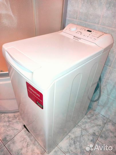 Стиральная машина с вертикальной загрузкой Ariston