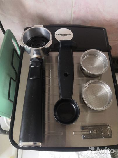 Кофемашина рожковая Polaris PCM 1541E