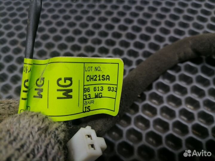 Коса передней правой двери Chevrolet lacetti