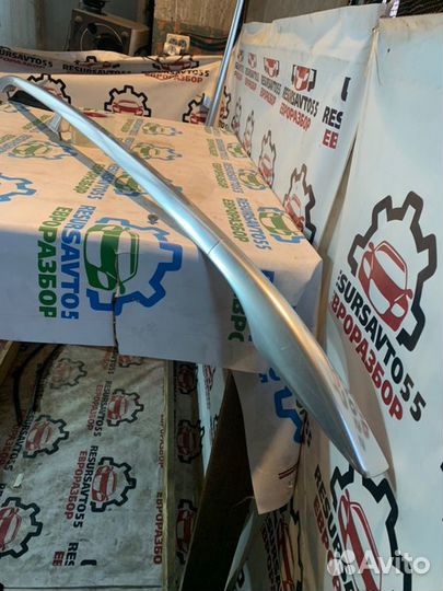 Рейлинг правый Volkswagen Passat B6 1.8 TSI CDA