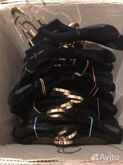 Вешалки плечики