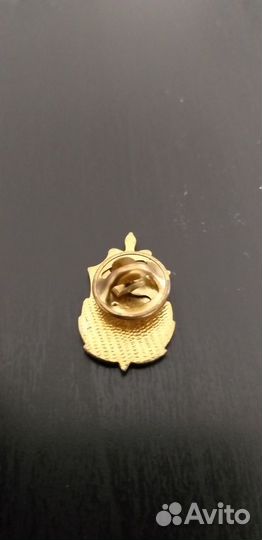 Нагрудные знаки