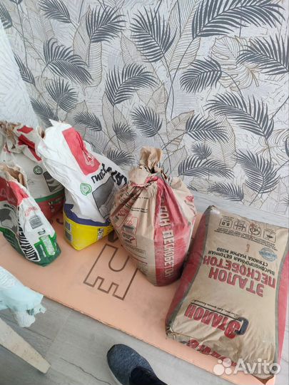 Остатки стройматериалов