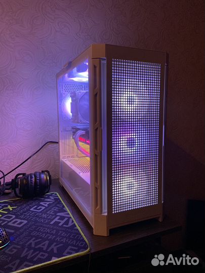 Cougar airface pro rgb white