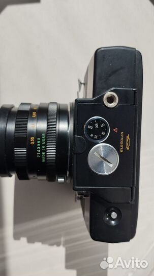 Пленочный фотоаппарат зенит