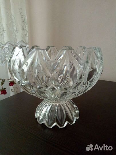 Ваза для фруктов Чехословакия на ножке оригинал