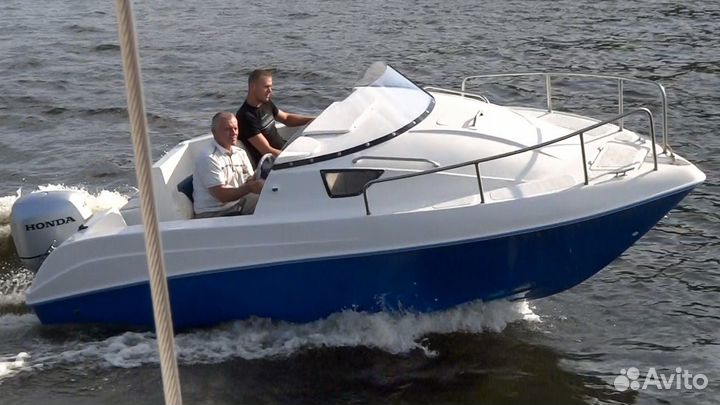 Каютный катер Виза Легант - 515К