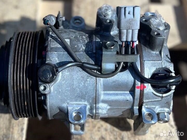Компрессор кондиционера Тойота Камри 40 3.5