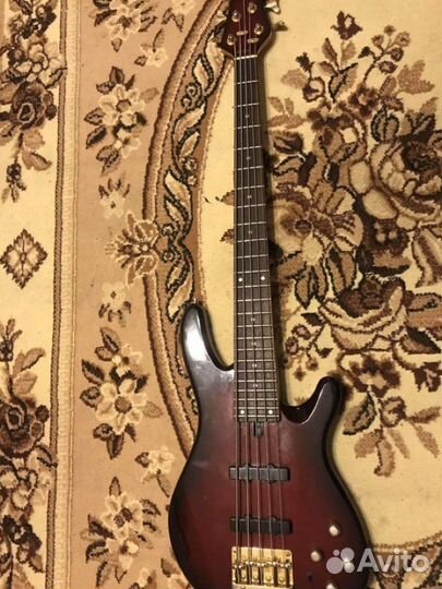 Продам активную бас гитару Yamaha BB 605