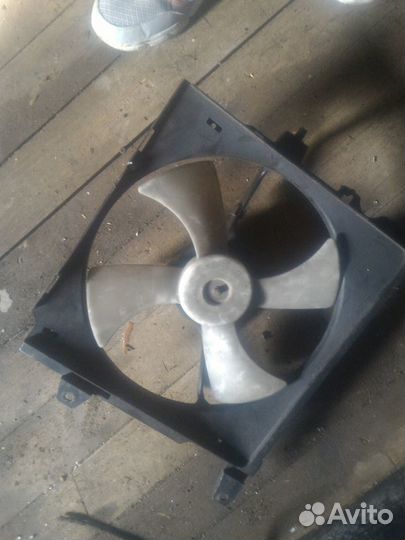 Вентилятор охлаждения Nissan Primera W10 P10 P11