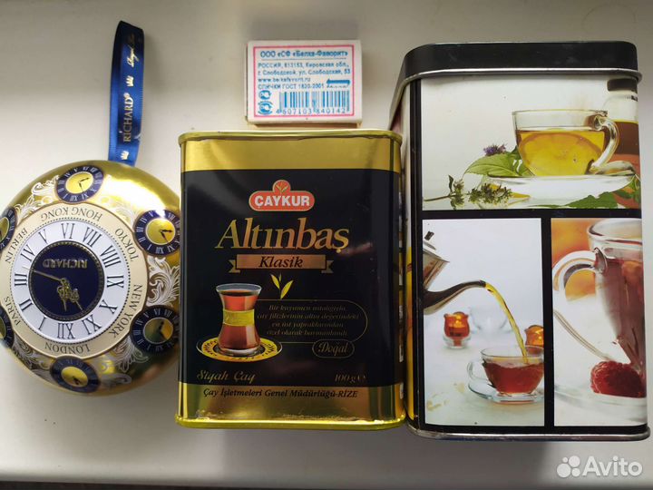 Жестяная коробка из под чая